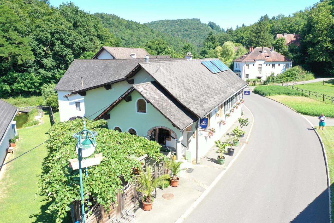 Gasthof Zum Wallner Hotel Kalch Екстериор снимка